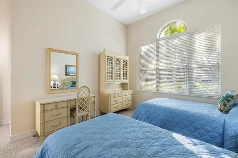 1029 Riverwind Circle Vero Beach FL 32967