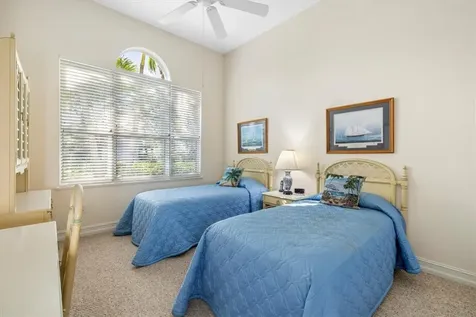 1029 Riverwind Circle Vero Beach FL 32967