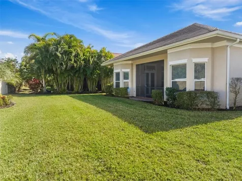 1029 Riverwind Circle Vero Beach FL 32967