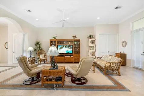 1029 Riverwind Circle Vero Beach FL 32967