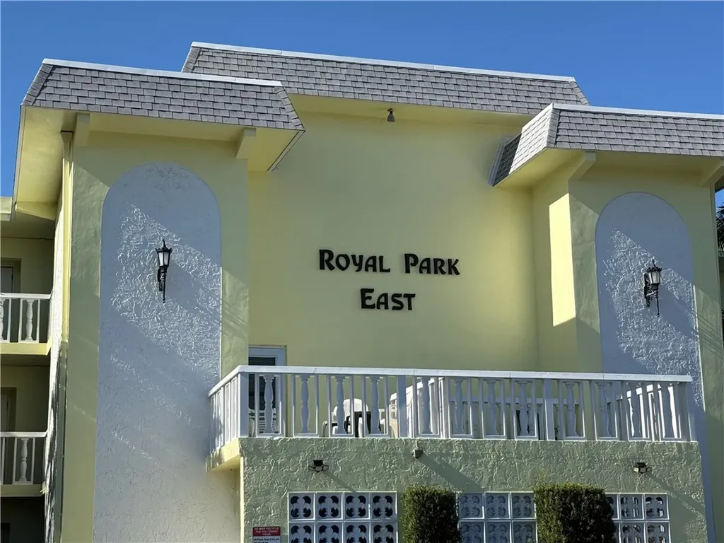 1100 Ponce De Leon Circle Vero Beach FL 32960