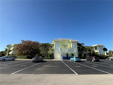 1100 Ponce De Leon Circle Vero Beach FL 32960