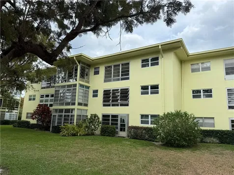 1100 Ponce De Leon Circle Vero Beach FL 32960