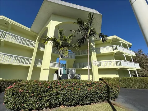 1100 Ponce De Leon Circle Vero Beach FL 32960