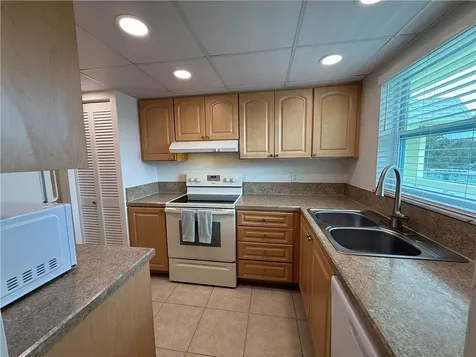 1100 Ponce De Leon Circle Vero Beach FL 32960