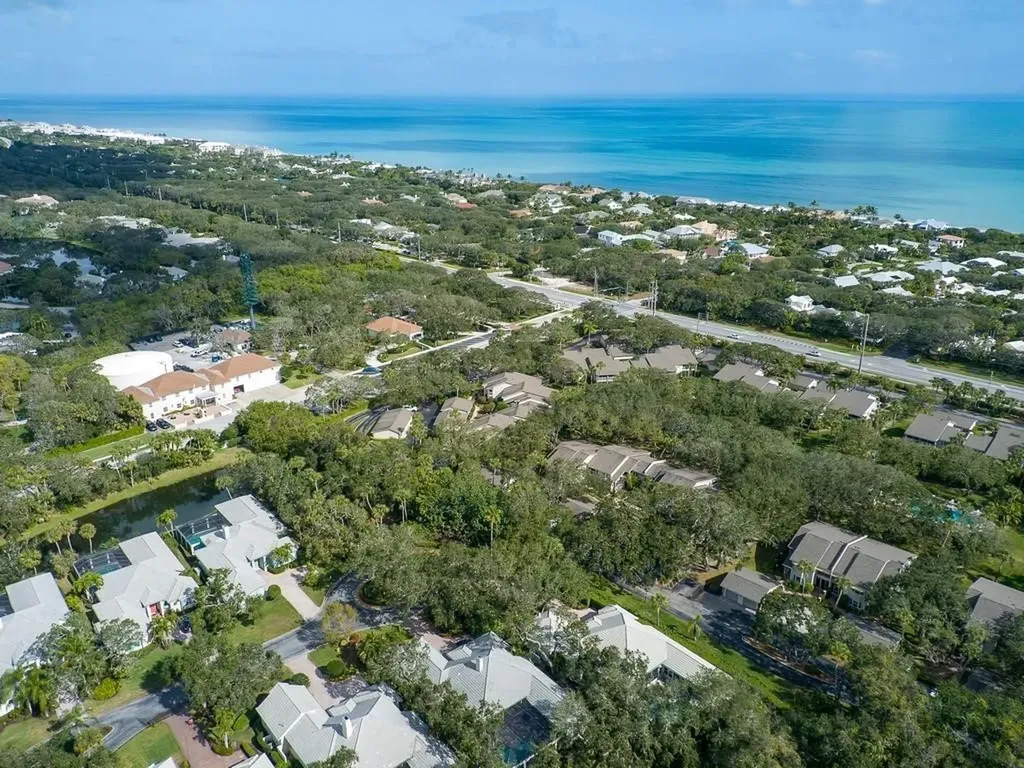 133 E Park Shores Circle Vero Beach FL 32963