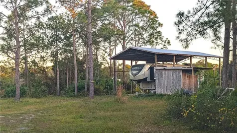 12885 86th Street Fellsmere FL 32948