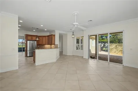 2158 Falls Circle Vero Beach FL 32967