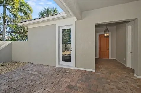 2158 Falls Circle Vero Beach FL 32967