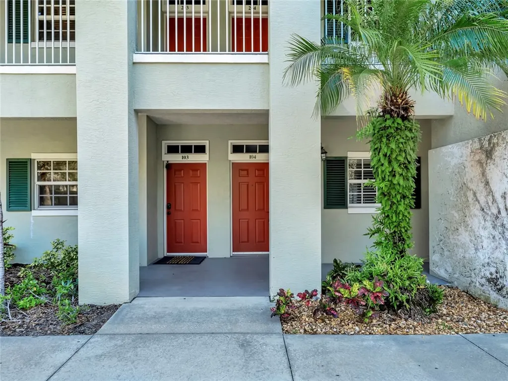 4370 Doubles Alley Drive Vero Beach FL 32967