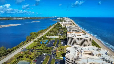 3590 S Ocean Boulevard South Palm Beach FL 33480