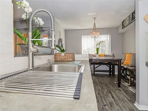 1570 S 42nd Circle Vero Beach FL 32967
