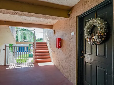 1570 S 42nd Circle Vero Beach FL 32967
