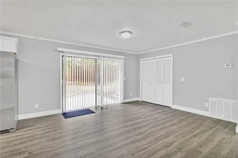 8211 93rd Avenue Vero Beach FL 32967