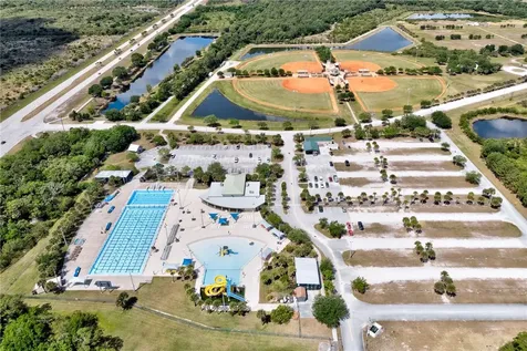 8211 93rd Avenue Vero Beach FL 32967
