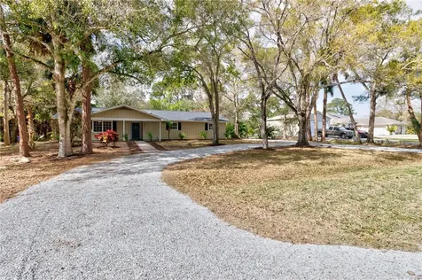 8211 93rd Avenue Vero Beach FL 32967