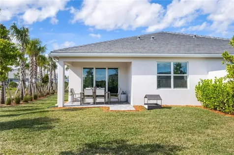 1181 Harper Way Vero Beach FL 32960