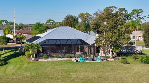 714 W Fischer Circle Sebastian FL 32958