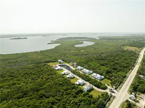 156 Ocean Estates Drive Hutchinson Island FL 34949