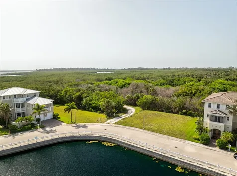 156 Ocean Estates Drive Hutchinson Island FL 34949