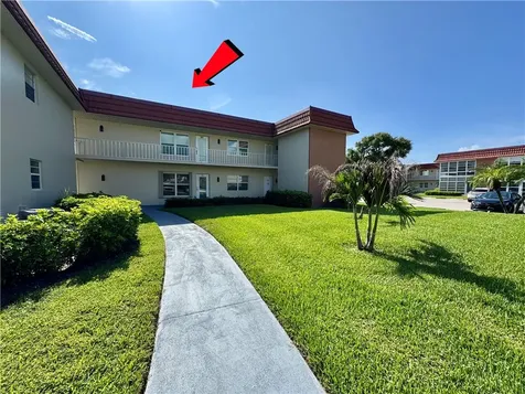 25 Pine Arbor Lane Vero Beach FL 32962
