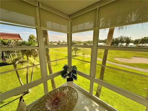 25 Pine Arbor Lane Vero Beach FL 32962