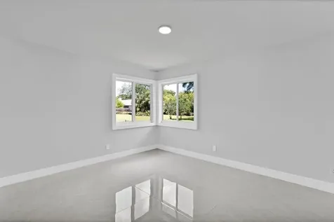 5760 36th Place Vero Beach FL 32966