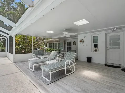 816 Acacia Road Vero Beach FL 32963