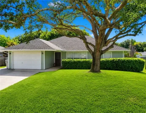 916 21st Avenue Vero Beach FL 32960