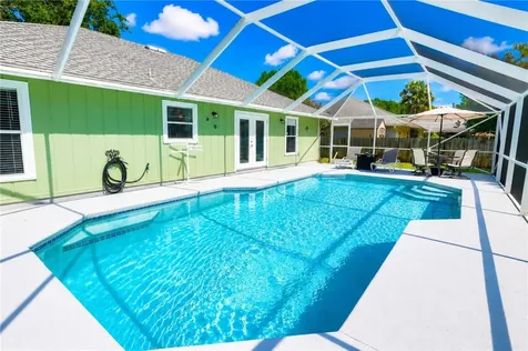 916 21st Avenue Vero Beach FL 32960