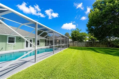 916 21st Avenue Vero Beach FL 32960