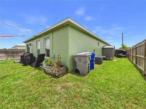 4745 30th Avenue Vero Beach FL 32967