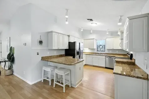 601 41st Avenue Vero Beach FL 32968