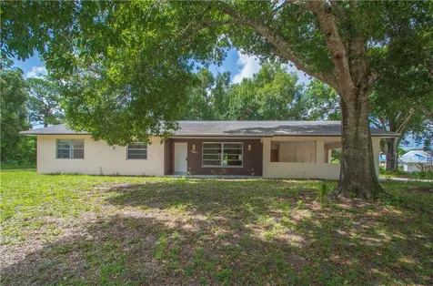 5605 38th Street Vero Beach FL 32966
