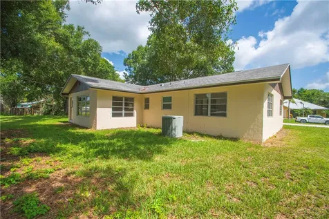 5605 38th Street Vero Beach FL 32966