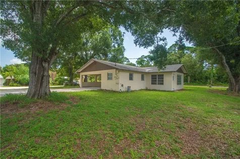 5605 38th Street Vero Beach FL 32966