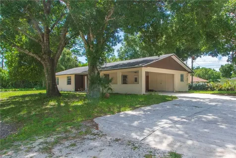 5605 38th Street Vero Beach FL 32966