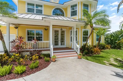 2165 6th Court SE Vero Beach FL 32962