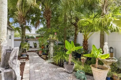 7627 15th Street Vero Beach FL 32966