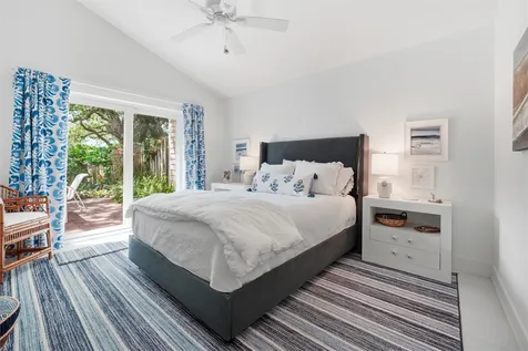 1543 Sabal Court Vero Beach FL 32963