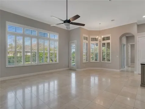 8260 Halbert Lane Vero Beach FL 32968