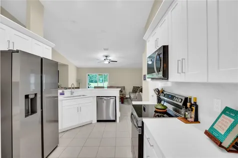 145 36th Court SW Vero Beach FL 32968