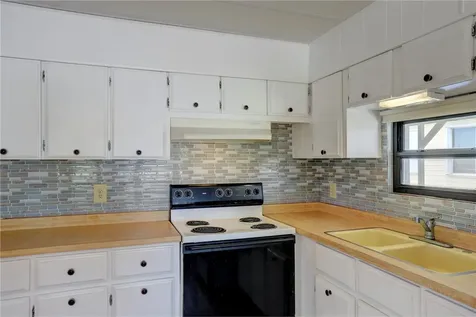 697 Pinewood Boulevard Barefoot Bay FL 32976