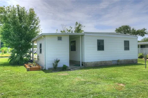 697 Pinewood Boulevard Barefoot Bay FL 32976