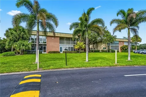47 Vista Gardens Trail Vero Beach FL 32962