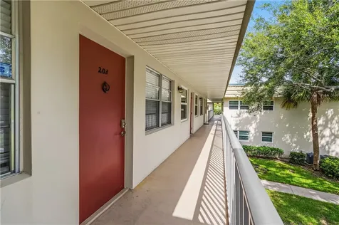 47 Vista Gardens Trail Vero Beach FL 32962