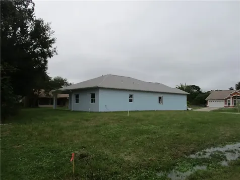 1399 Stuttgart Avenue NW Palm Bay FL 32907