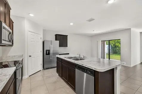 5307 Entertainment Way Fort Pierce FL 34947