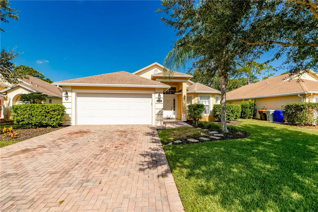 1635 16th Court SW Vero Beach FL 32962