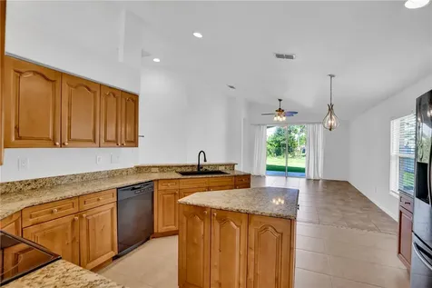 1635 16th Court SW Vero Beach FL 32962